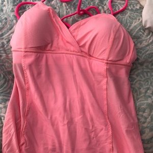 Lululemon tank